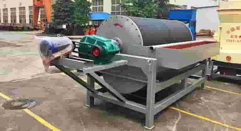 永磁筒式磁选机