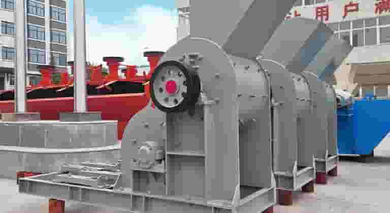 煤矸石粉碎机
