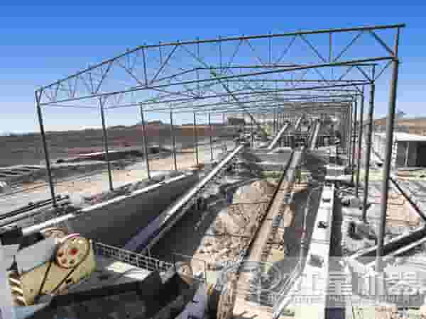 颚式碎石机作为头破设备现场作业 颚式碎石机作为头破设备现场作业